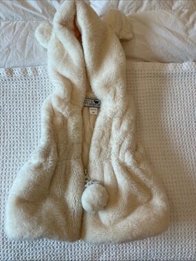 Cozy Cream Faux-Fur Hooded Vest with Pom-Pom Zip Pull